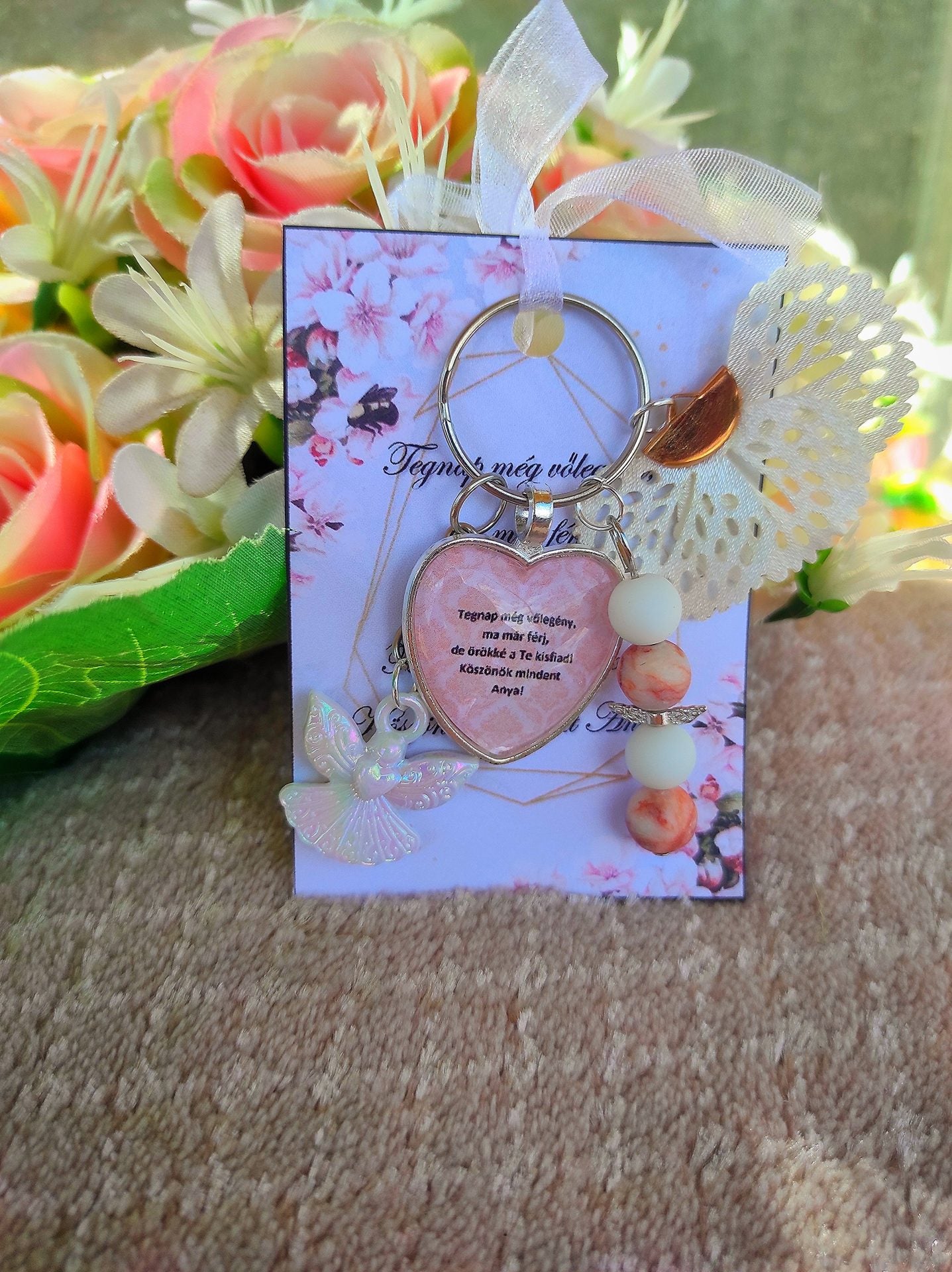 Örömanya kulcstartó fehér